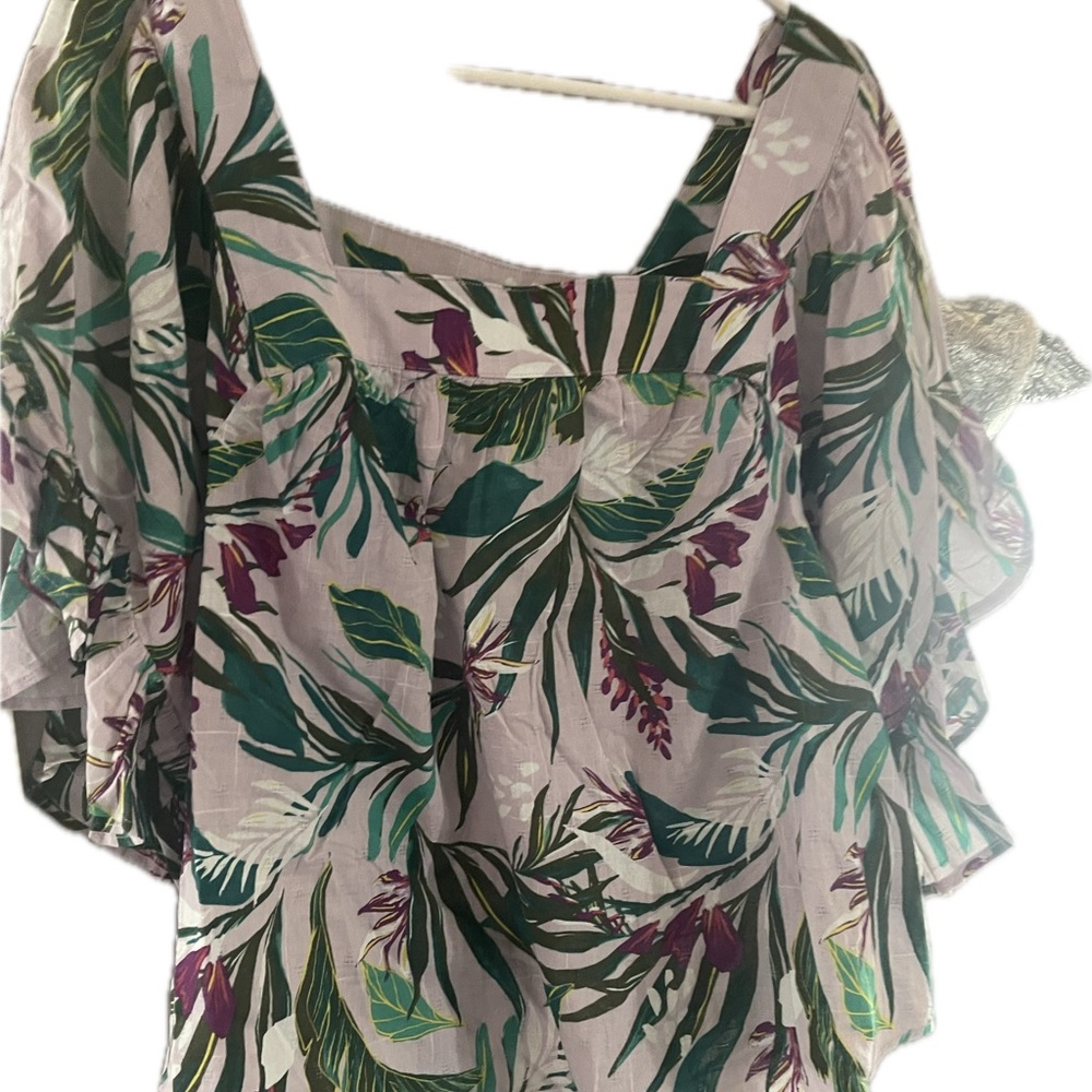 Floral Peasant Blouse with Flutter Sleeve Green & Purple Print Size 1X NWT